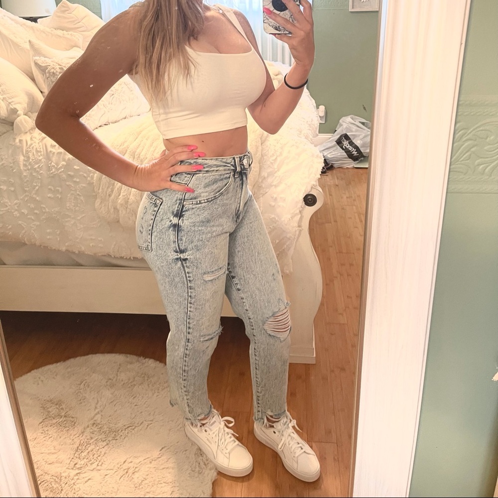 Acid Wash Jeans